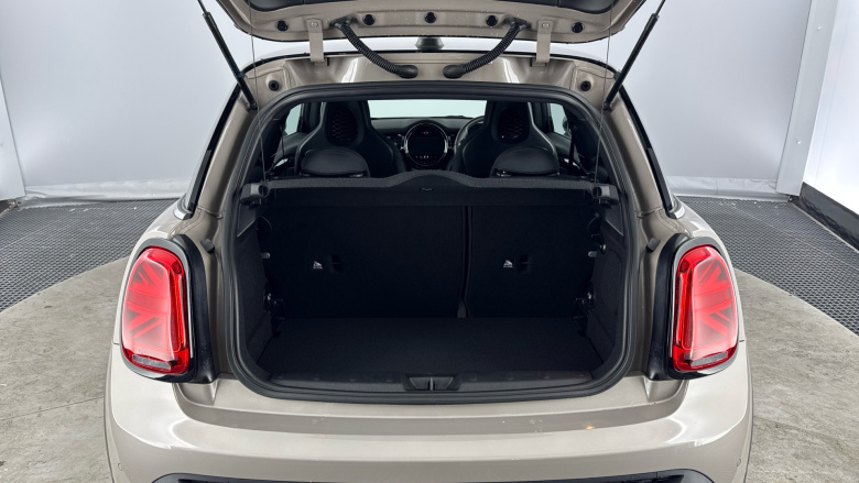 MINI Hatchback 1.5 Cooper Sport 3dr Auto Petrol Hatchback